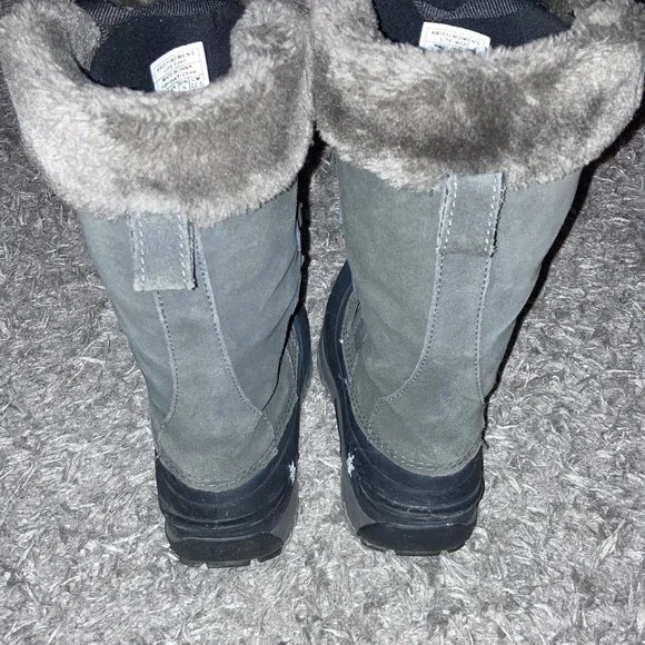 Baffin Women's Kristi Insulated Suede Winter Boots gray black warm size 6 tall - Picture 6 of 7